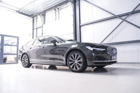 Volvo V90 2.0 B4 Business Pro | Massage | Trekhaak | Stoelkoeling | Pine grey | NL auto NAP | Camera | Leder | LED | Rijklaar |