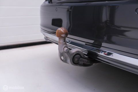 Volvo V90 2.0 B4 Business Pro | Massage | Trekhaak | Stoelkoeling | Pine grey | NL auto NAP | Camera | Leder | LED | Rijklaar |