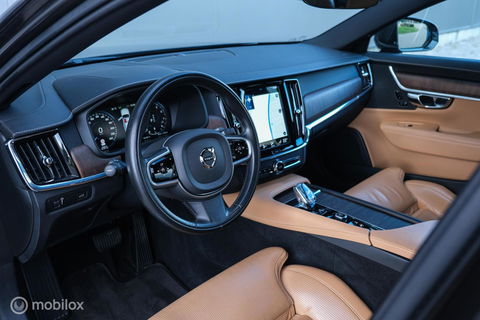 Volvo V90 2.0 B4 Business Pro | Massage | Trekhaak | Stoelkoeling | Pine grey | NL auto NAP | Camera | Leder | LED | Rijklaar |