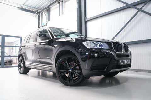BMW X3 xDrive20i High Executive | 4x4 | Trekhaak | Leder | LED | Winter + zomerset | Zeer nette auto | Navigatie | Sportstoelen |