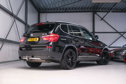 BMW X3 xDrive20i High Executive | 4x4 | Trekhaak | Leder | LED | Winter + zomerset | Zeer nette auto | Navigatie | Sportstoelen |