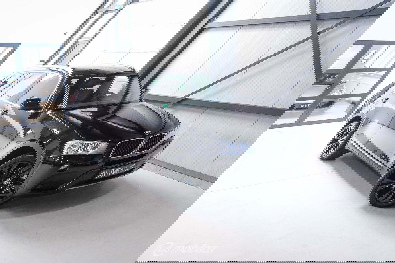 BMW X3 xDrive20i High Executive | 4x4 | Trekhaak | Leder | LED | Winter + zomerset | Zeer nette auto | Navigatie | Sportstoelen |