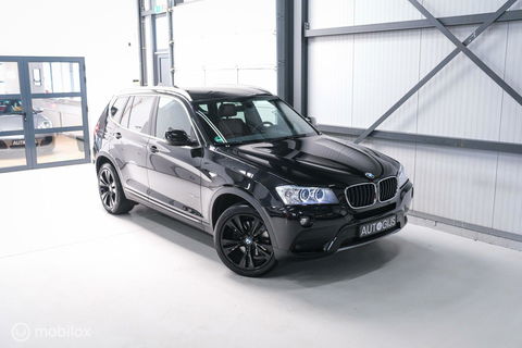 BMW X3 xDrive20i High Executive | 4x4 | Trekhaak | Leder | LED | Winter + zomerset | Zeer nette auto | Navigatie | Sportstoelen |
