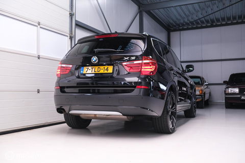 BMW X3 xDrive20i High Executive | 4x4 | Trekhaak | Leder | LED | Winter + zomerset | Zeer nette auto | Navigatie | Sportstoelen |