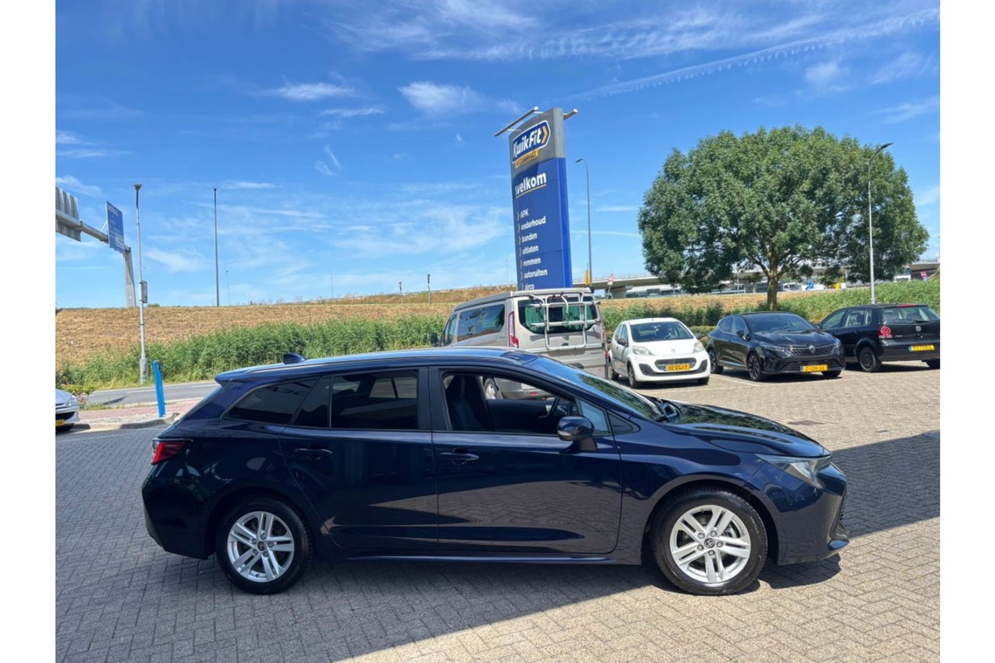 Toyota Corolla 1.8 HYBRID 122PK SPORTS AUTOMAAT NAVI PDC SMART SAFETY+.