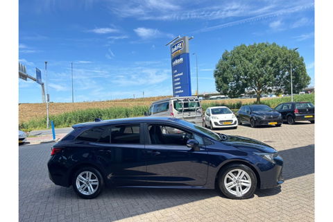 Toyota Corolla 1.8 HYBRID 122PK SPORTS AUTOMAAT NAVI PDC SMART SAFETY+.