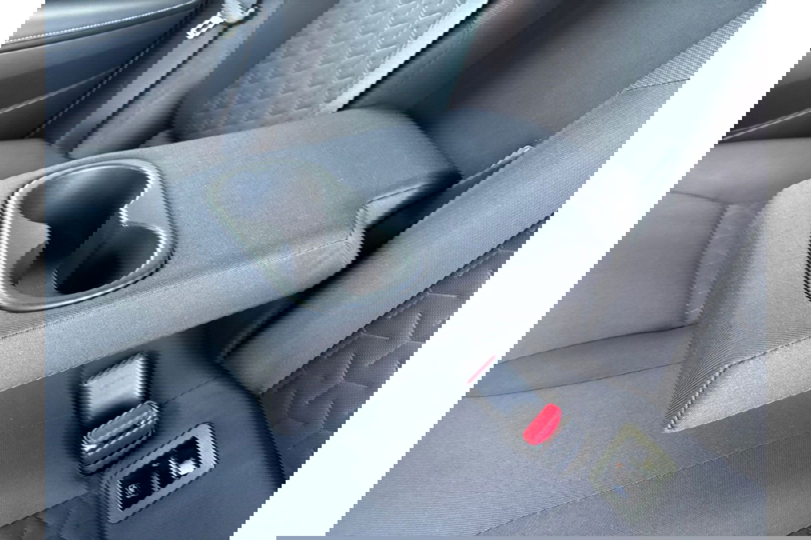 Toyota Corolla 1.8 HYBRID 122PK SPORTS AUTOMAAT NAVI PDC SMART SAFETY+.