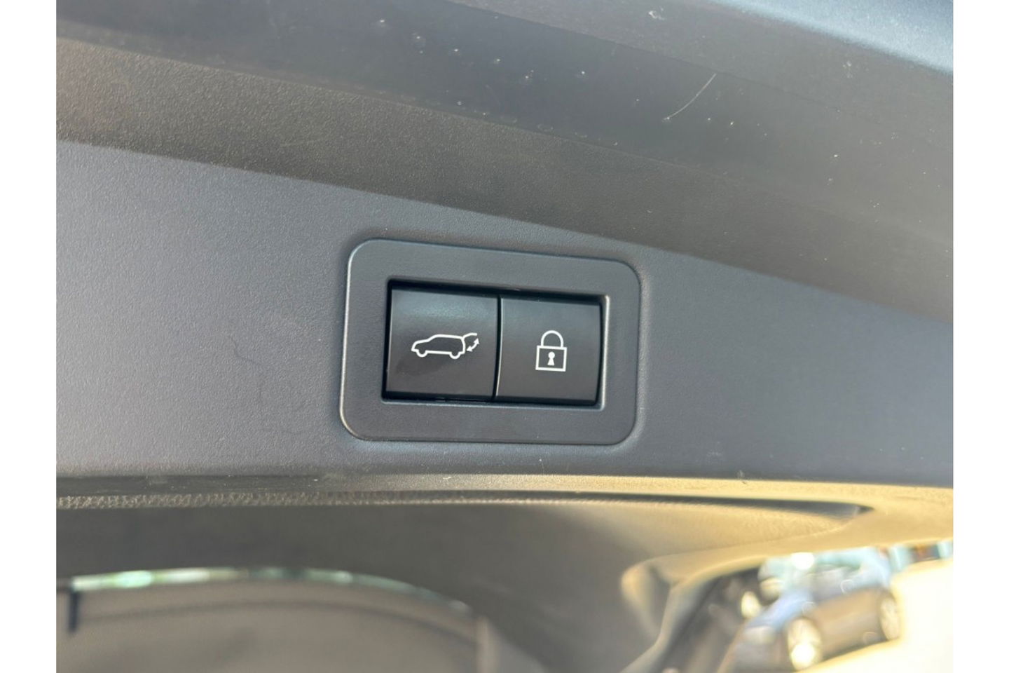 Toyota Corolla 1.8 HYBRID 122PK SPORTS AUTOMAAT NAVI PDC SMART SAFETY+.