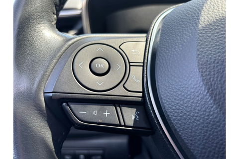 Toyota Corolla 1.8 HYBRID 122PK SPORTS AUTOMAAT NAVI PDC SMART SAFETY+.