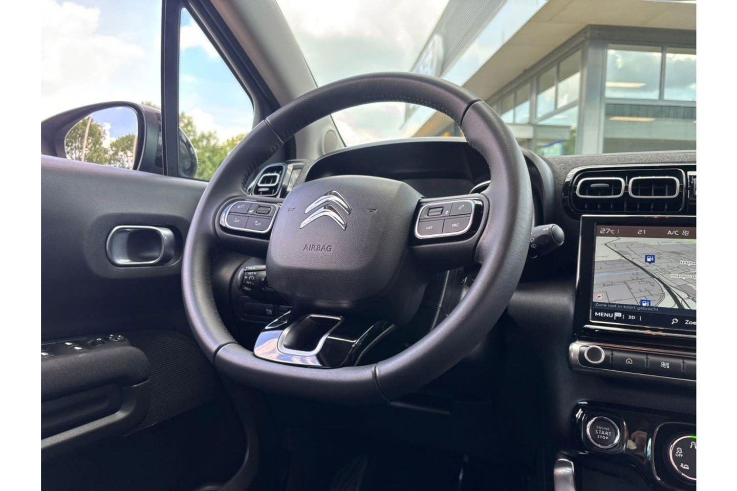 Citroën C3 Aircross 1.2 PT SHINE AIRCO NAVI PDC-CAMERA CRUISE.