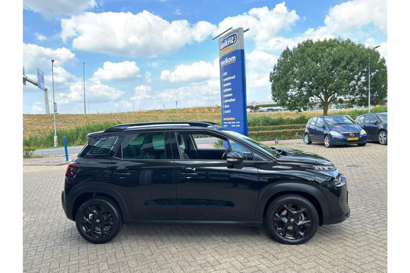 Citroën C3 Aircross 1.2 PT SHINE AIRCO NAVI PDC-CAMERA CRUISE.