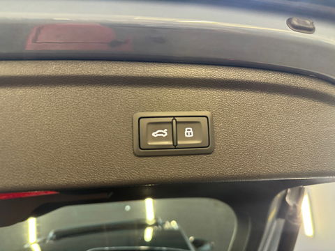 Audi RS3 Sportback 2.5 TFSI Quattro Pano|HuD|Memory|360C|BTW