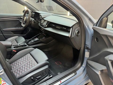 Audi RS3 Sportback 2.5 TFSI Quattro Pano|HuD|Memory|360C|BTW