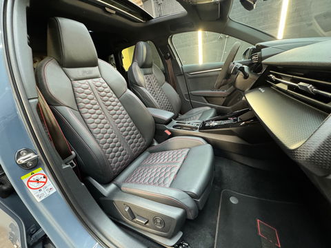 Audi RS3 Sportback 2.5 TFSI Quattro Pano|HuD|Memory|360C|BTW