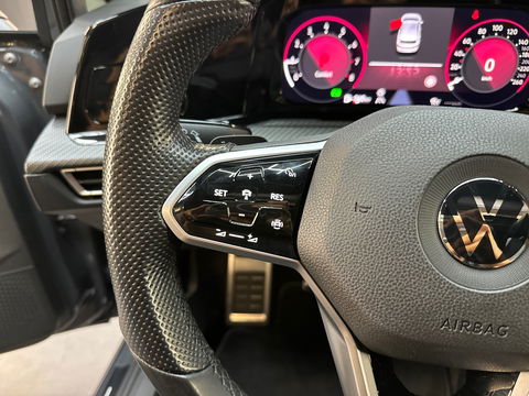 Volkswagen Golf 1.5 eTSI R-Line Pano|Key|Sfeer|CarPlay|ACC