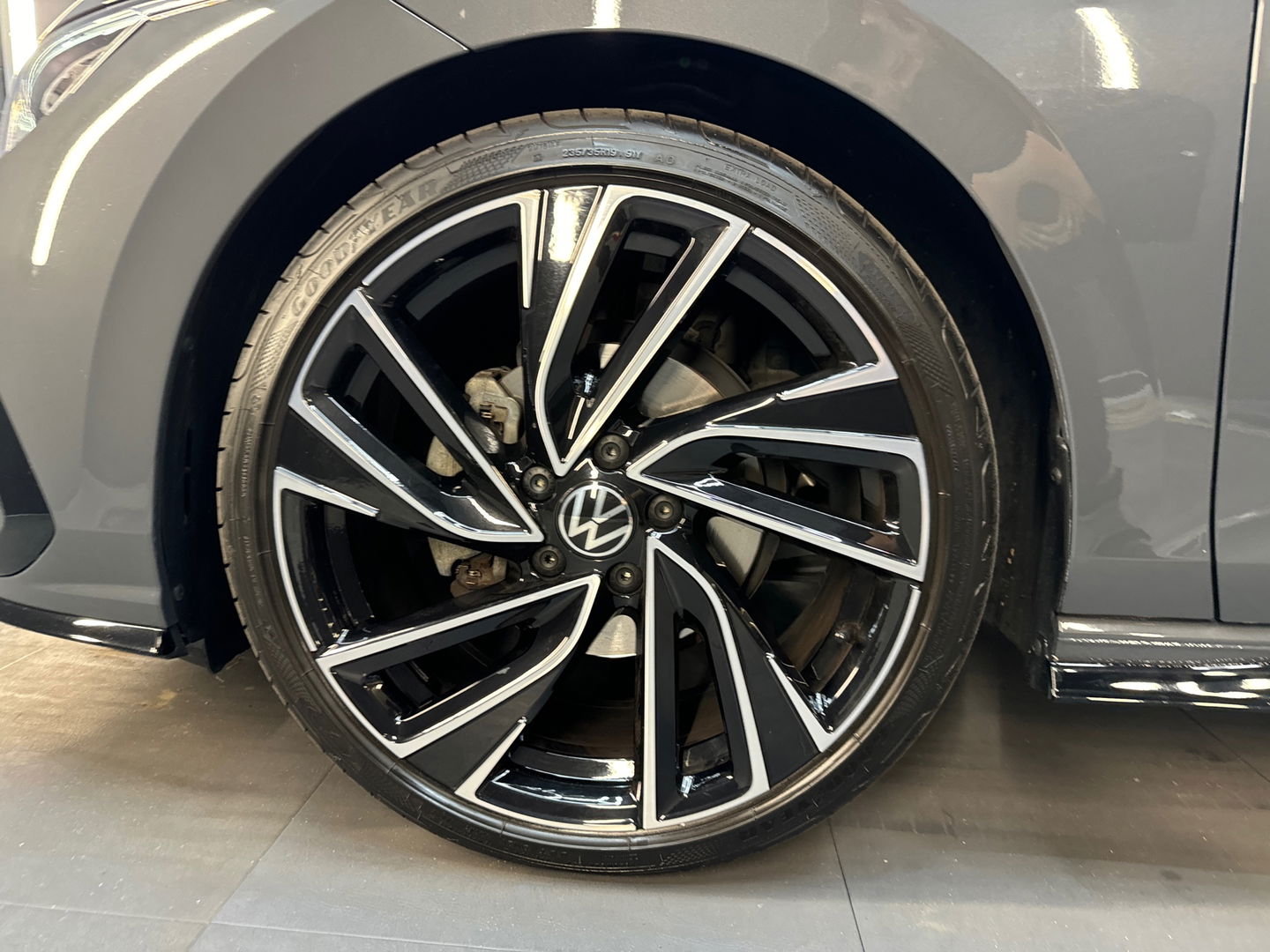 Volkswagen Golf 1.5 eTSI R-Line Pano|Key|Sfeer|CarPlay|ACC