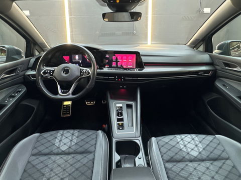 Volkswagen Golf 1.5 eTSI R-Line Pano|Key|Sfeer|CarPlay|ACC