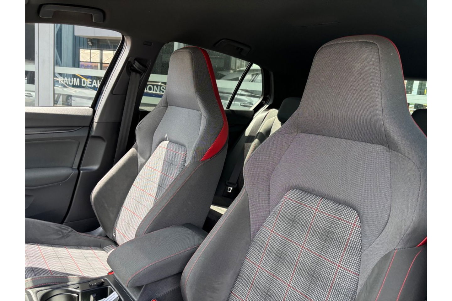 Volkswagen Golf 2.0 TSI GTI 245PK AIRCO LMV VIRTUALCOCKPIT WINTERPACK