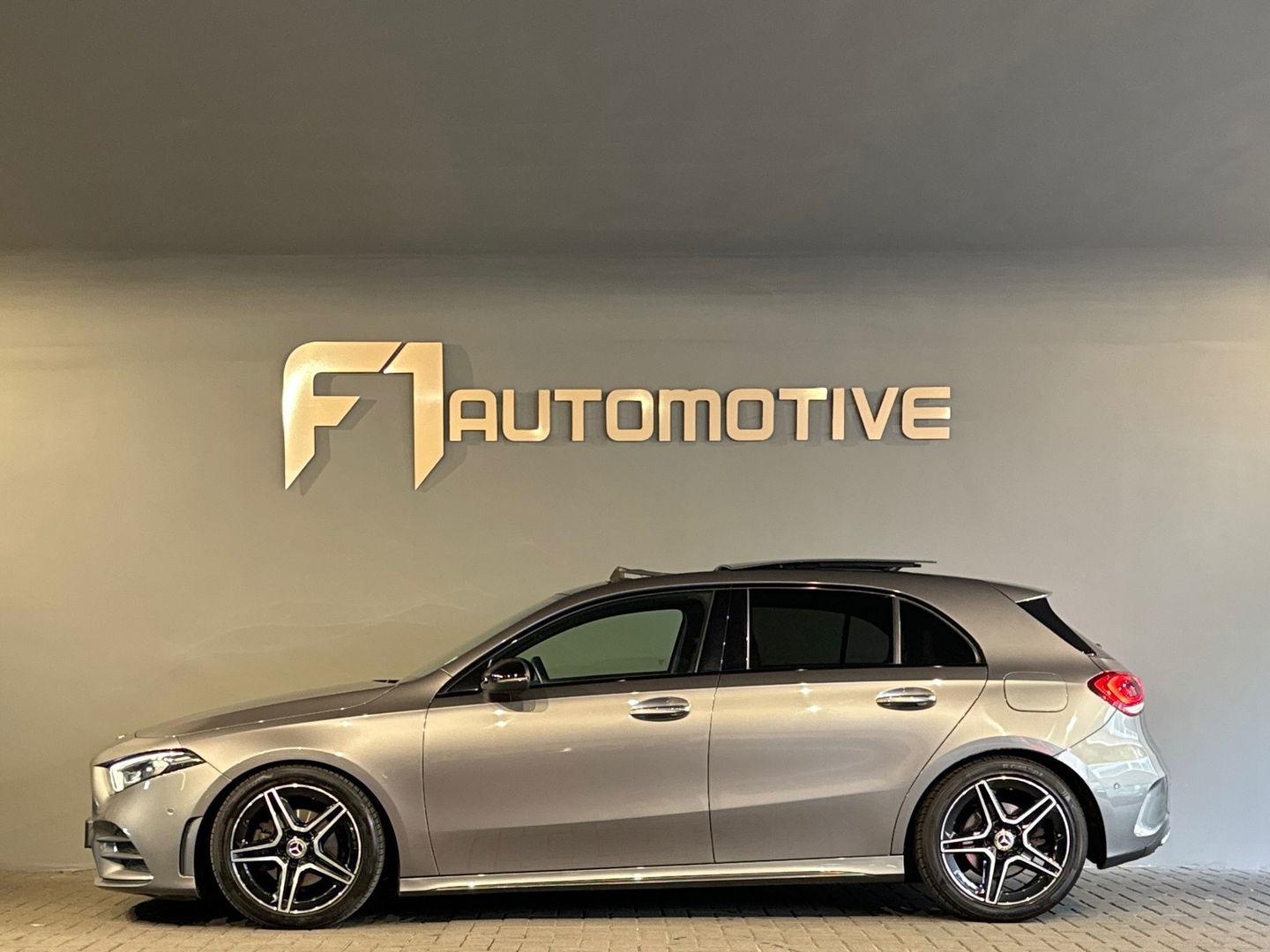 Mercedes-Benz A-Klasse 200 AMG Pano|Memory|Sfeer|Night Pakket