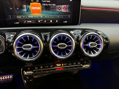 Mercedes-Benz A-Klasse 200 AMG Pano|Memory|Sfeer|Night Pakket