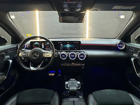 Mercedes-Benz A-Klasse 200 AMG Pano|Memory|Sfeer|Night Pakket