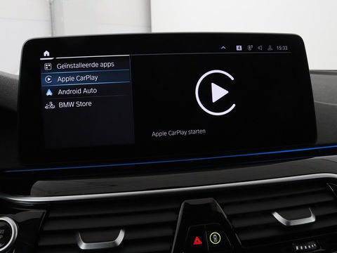 BMW 5 Serie 530e High Executive | Leder | Stoel & stuurverwarming | Adaptive cruise | Carplay | Sfeerverlichting | Camera | Live Cockpit | Navigatie | Full LED