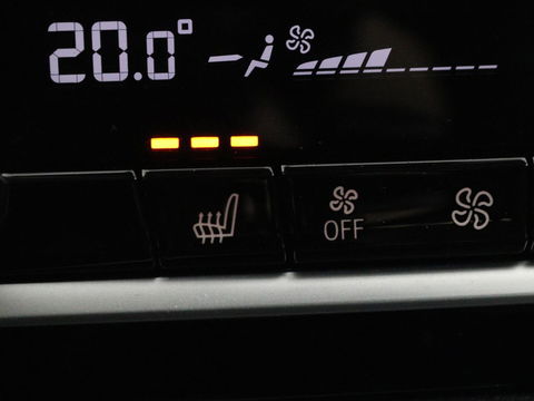 BMW 5 Serie 530e High Executive | Leder | Stoel & stuurverwarming | Adaptive cruise | Carplay | Sfeerverlichting | Camera | Live Cockpit | Navigatie | Full LED