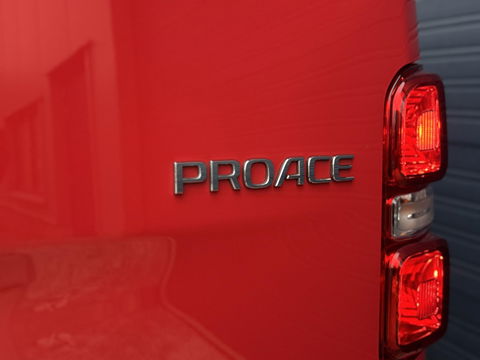 Toyota ProAce Worker 2.0 D-4D Live DC DUBBEL CABINE / AIRCO / CRUISE CONTROLE / NAVI / EURO 6
