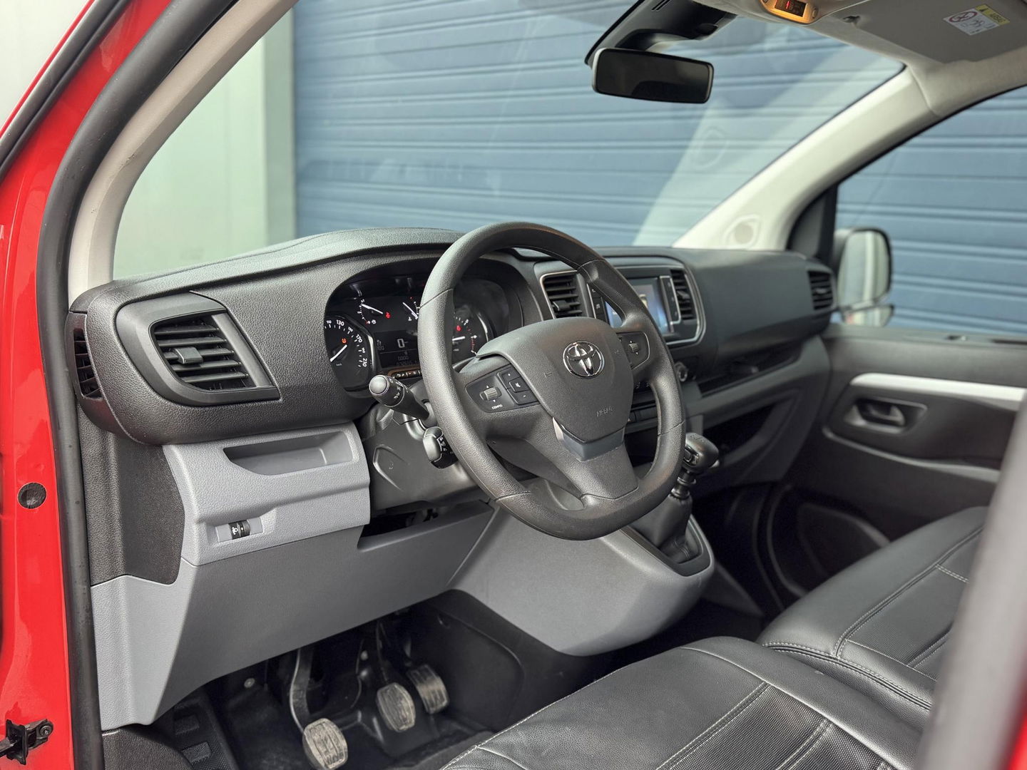 Toyota ProAce Worker 2.0 D-4D Live DC DUBBEL CABINE / AIRCO / CRUISE CONTROLE / NAVI / EURO 6