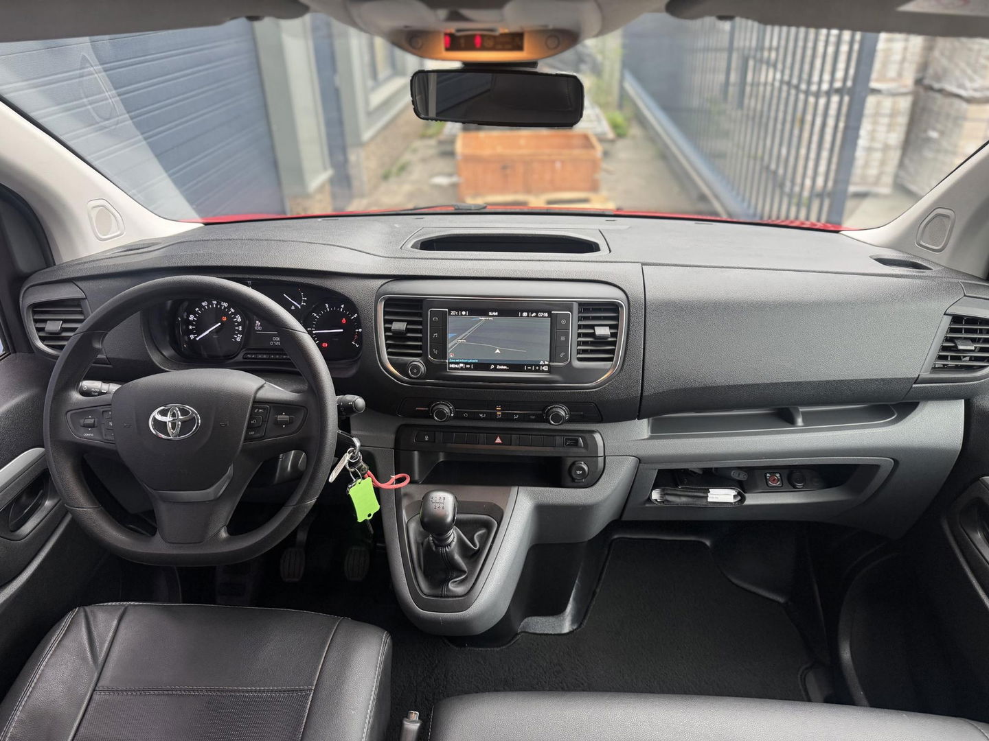 Toyota ProAce Worker 2.0 D-4D Live DC DUBBEL CABINE / AIRCO / CRUISE CONTROLE / NAVI / EURO 6