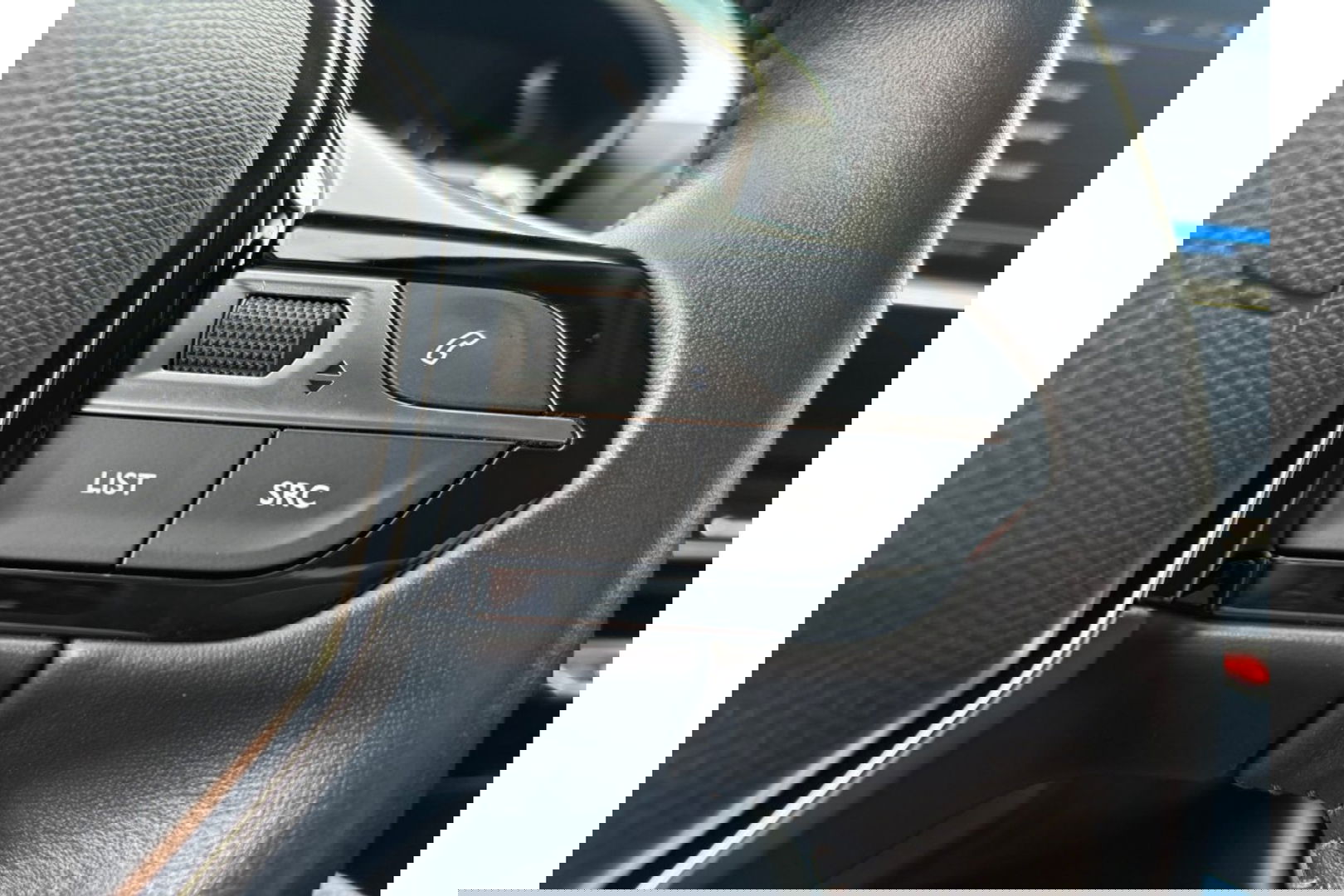Peugeot 2008 1.2 PT ACTIVE PACK AIRCO CRUISE CARPLAY PDC.