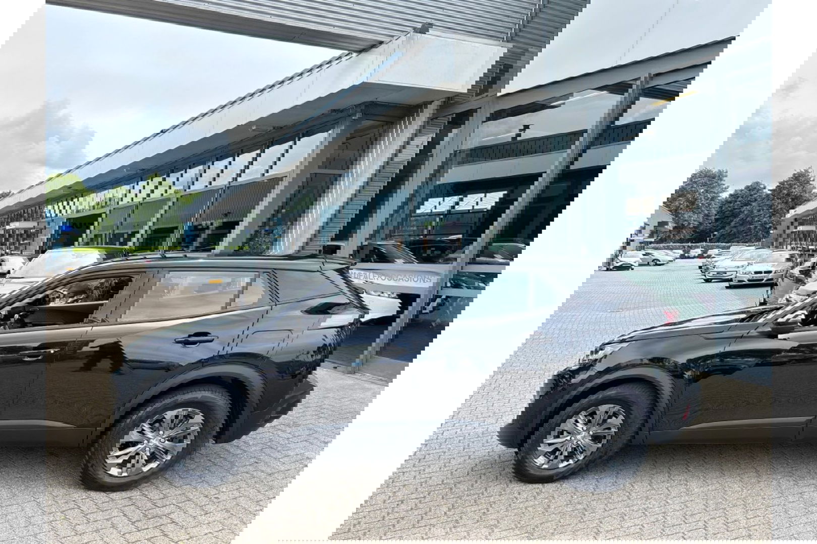 Peugeot 2008 1.2 PT ACTIVE PACK AIRCO CRUISE CARPLAY PDC.