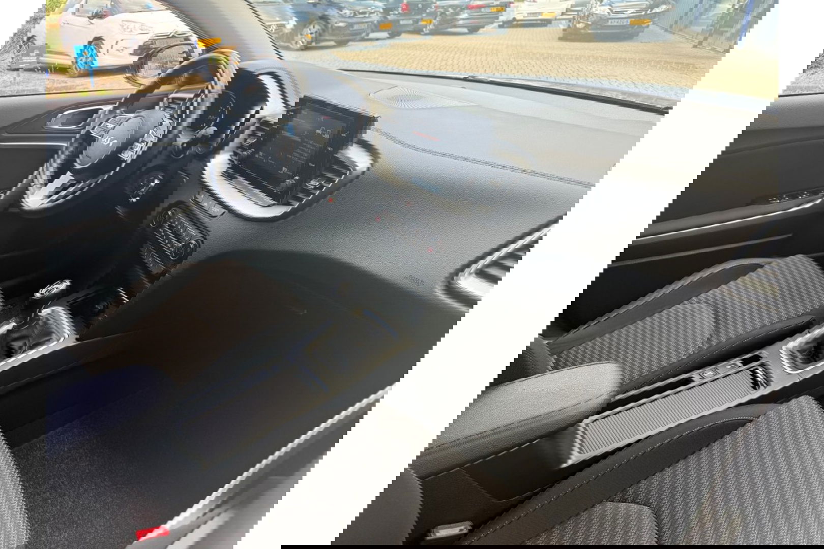 Kia Xceed 1.0 T-GDI DYNAMIC LINE AIRCO CARPLAY PDC-CAMERA.