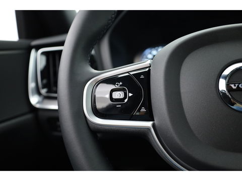 Volvo V60 2.0 T6 Recharge AWD R-Design | 17.170 km | Trekhaak | Sportstoelen | Stoel + stuurverwarming | Camera |
