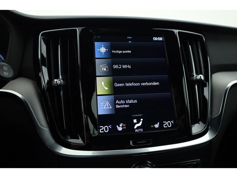 Volvo V60 2.0 T6 Recharge AWD R-Design | 17.170 km | Trekhaak | Sportstoelen | Stoel + stuurverwarming | Camera |