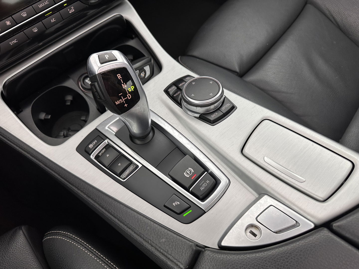BMW 5 Serie 520d M Sport Edition Aut. *PANO | FULL-LEATHER | XENON | MEMORY-PACK | DIGI-COCKPIT | NAVI-FULLMAP | HIFI-SOUND | COMFORT-SEATS | ECC | PDC | CRUISE | 18''ALU*