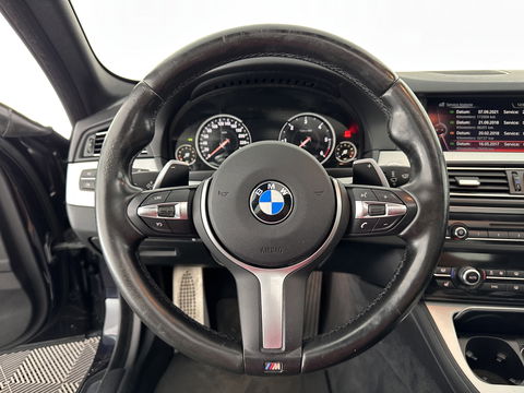 BMW 5 Serie 520d M Sport Edition Aut. *PANO | FULL-LEATHER | XENON | MEMORY-PACK | DIGI-COCKPIT | NAVI-FULLMAP | HIFI-SOUND | COMFORT-SEATS | ECC | PDC | CRUISE | 18''ALU*