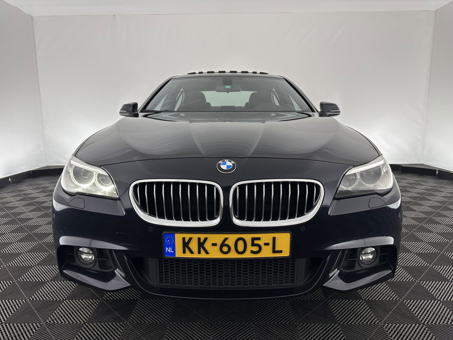 BMW 5 Serie 520d M Sport Edition Aut. *PANO | FULL-LEATHER | XENON | MEMORY-PACK | DIGI-COCKPIT | NAVI-FULLMAP | HIFI-SOUND | COMFORT-SEATS | ECC | PDC | CRUISE | 18''ALU*