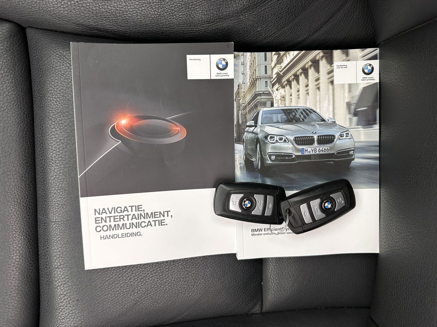 BMW 5 Serie 520d M Sport Edition Aut. *PANO | FULL-LEATHER | XENON | MEMORY-PACK | DIGI-COCKPIT | NAVI-FULLMAP | HIFI-SOUND | COMFORT-SEATS | ECC | PDC | CRUISE | 18''ALU*