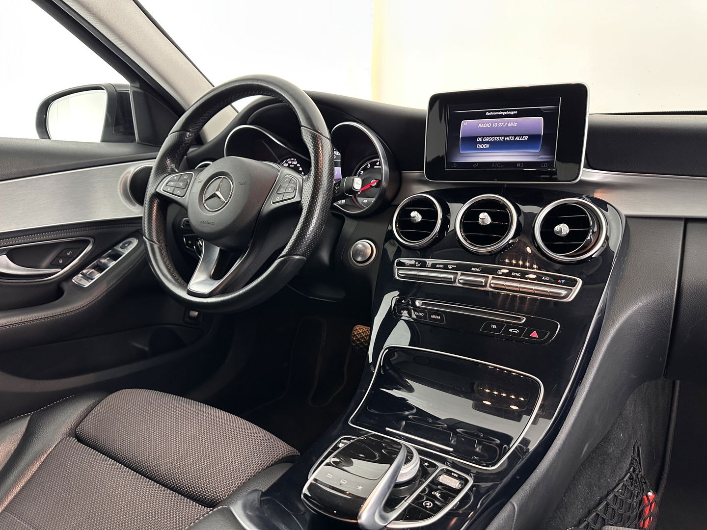Mercedes-Benz C-Klasse Estate 180 Ambition Aut. *1/2LATHER | FULL-LED | NAVI-FULLMAP | SPORT-SEATS | CAMERA | 17''ALU | ECC | PDC | CRUISE*