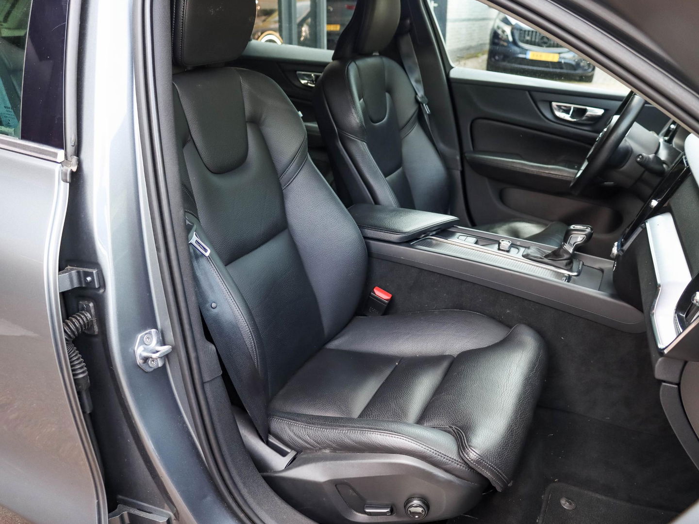 Volvo V60 2.0 T5 Momentum 250PK | Trekhaak