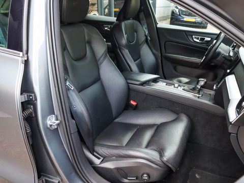 Volvo V60 2.0 T5 Momentum 250PK | Trekhaak