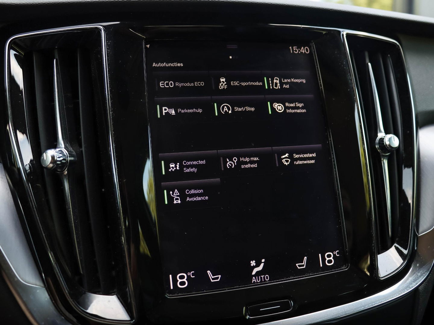 Volvo V60 2.0 T5 Momentum 250PK | Trekhaak