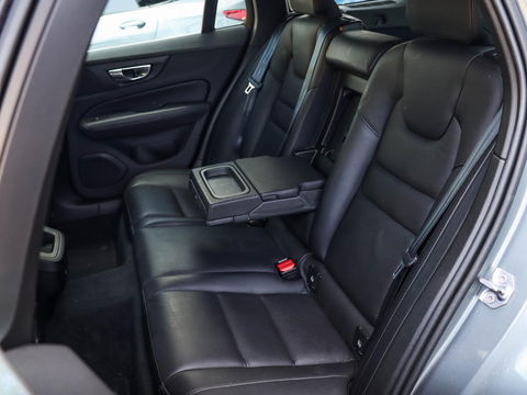 Volvo V60 2.0 T5 Momentum 250PK | Trekhaak