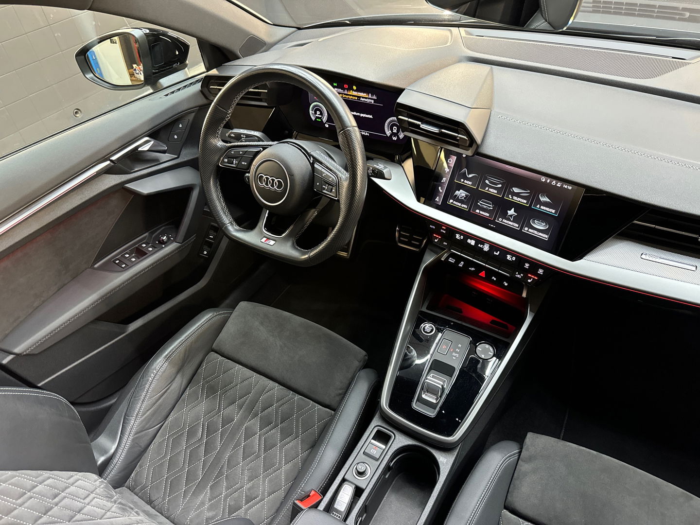 Audi A3 Sportback 40 TFSI e S Line Pano|Sfeer|Key|B&O|RsSeat