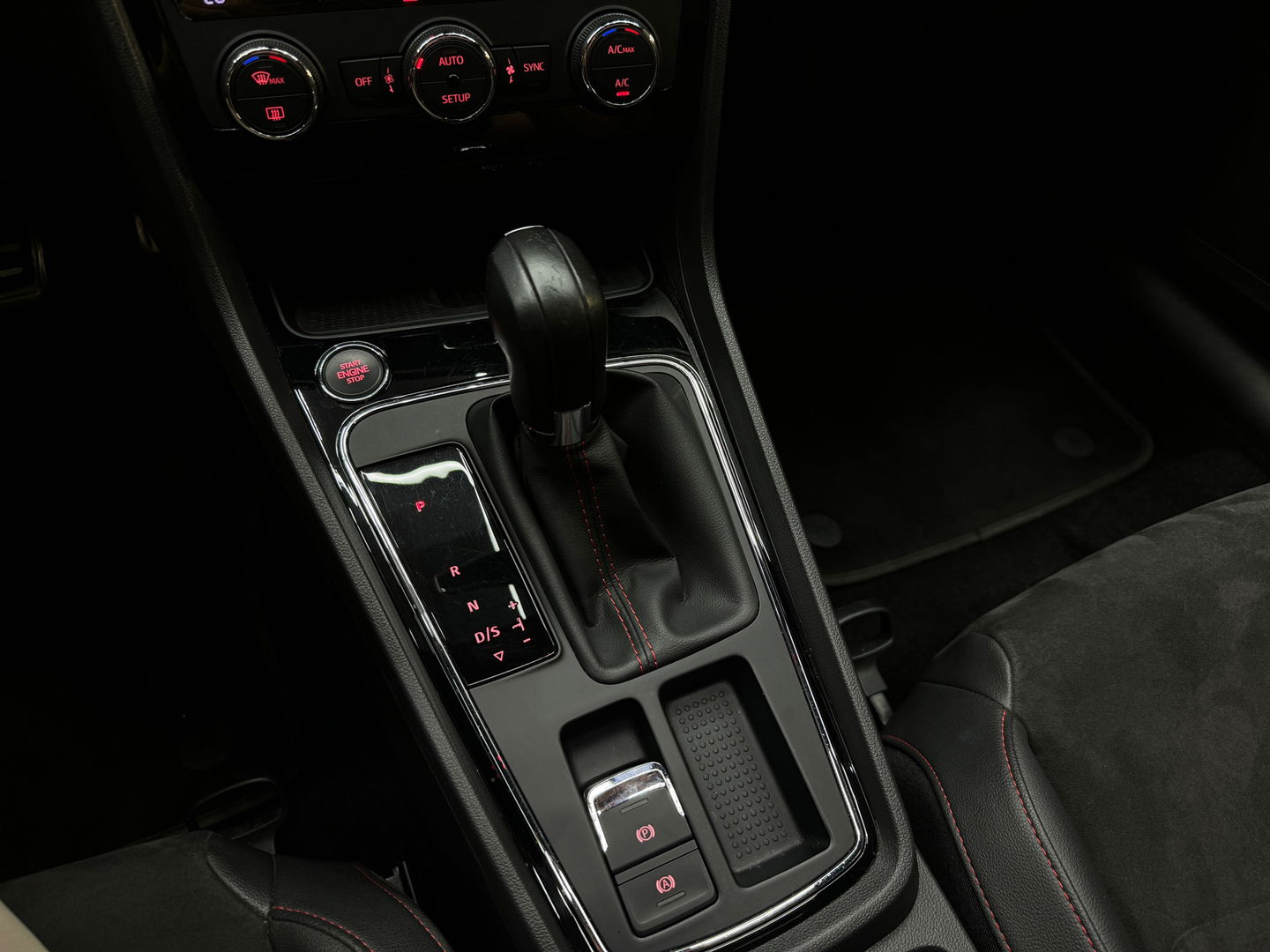 SEAT Leon 1.5 TSI FR Ultimate Edition Pano|Sfeer|Keyless|VOL