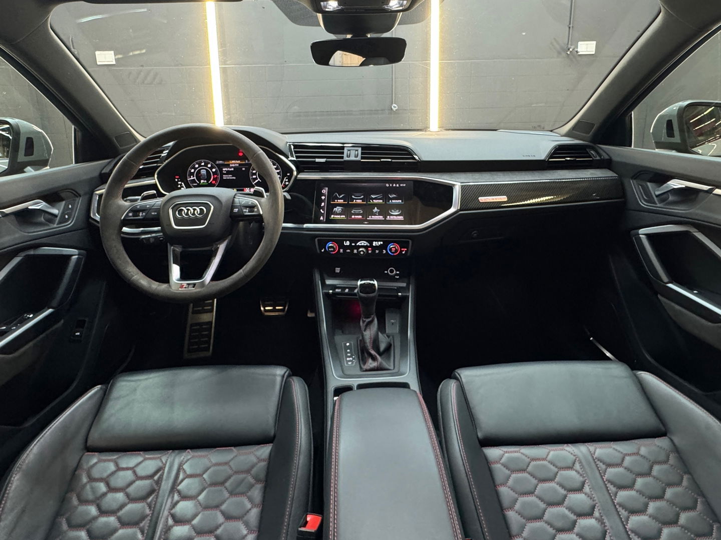 Audi RSQ3 Sportback 2.5 TFSI Quattro Pano|Keyle|Trekhaak|VOL