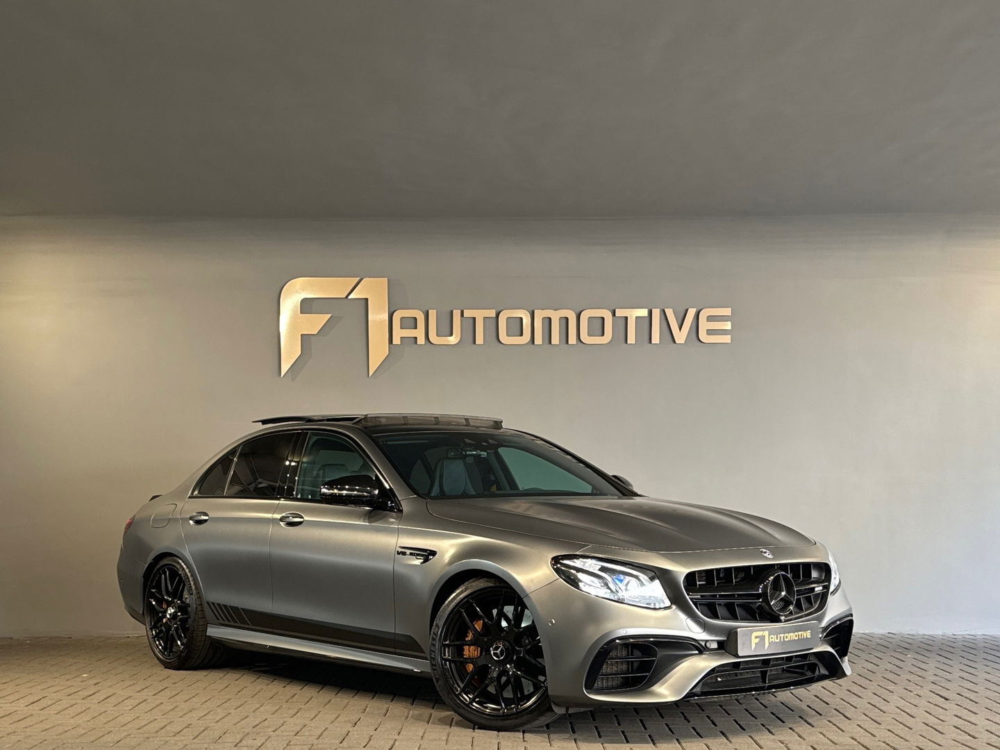 Mercedes-Benz E-Klasse AMG 63 S 4M+ Edition 1 Pano|Ceramic