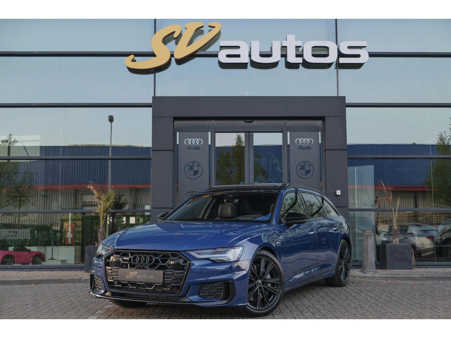 Audi A6 Avant 50 TFSIe 300pk Quattro S-line Facelift Panoramadak Bang&Olufsen *BTW* Trekhaak elec. Ascari blauw S6 diffusor Black pack