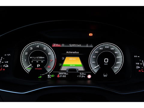 Audi A6 Avant 50 TFSIe 300pk Quattro S-line Facelift Panoramadak Bang&Olufsen *BTW* Trekhaak elec. Ascari blauw S6 diffusor Black pack